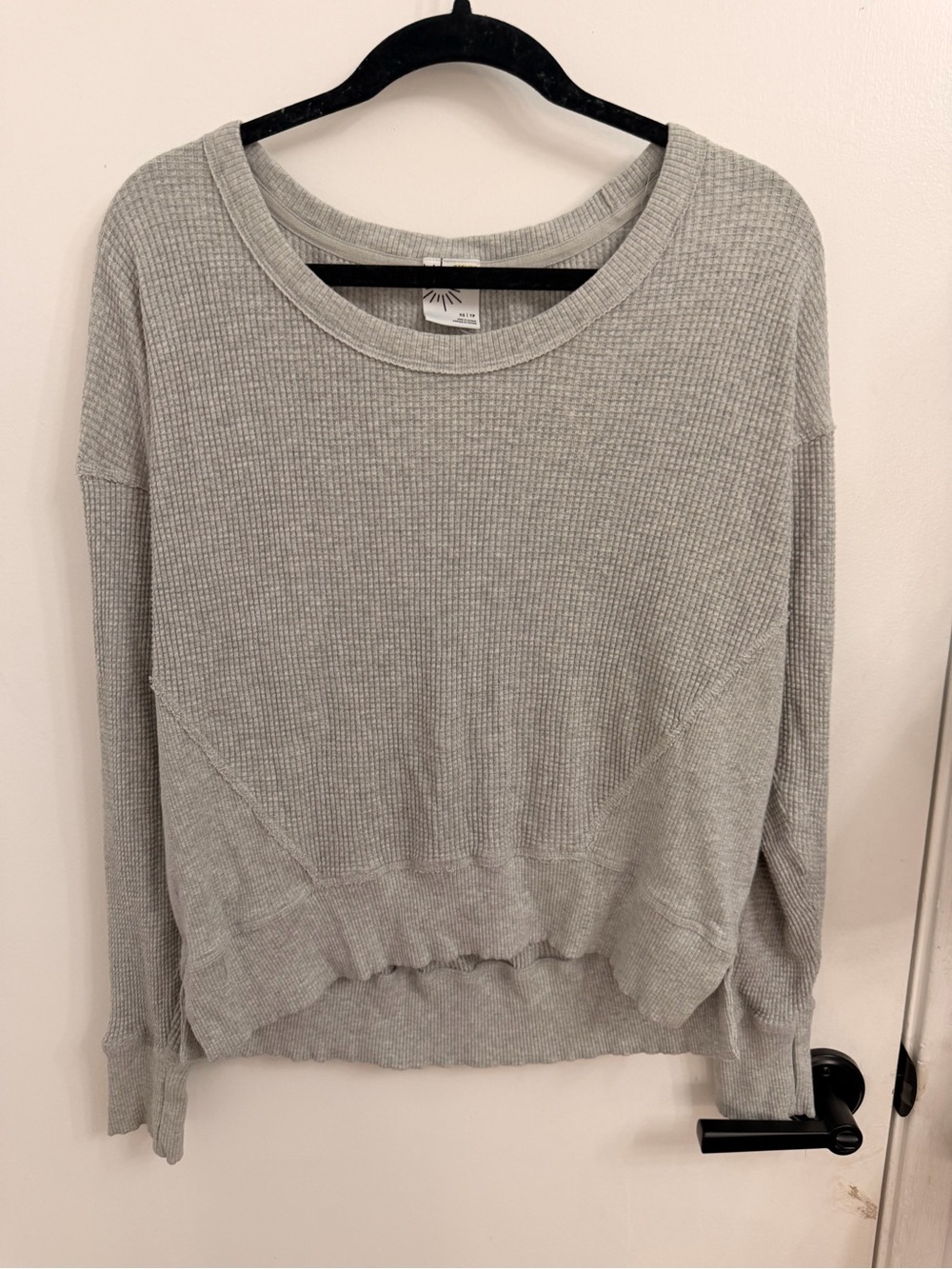 aerie thermal top - Picture 1 of 3